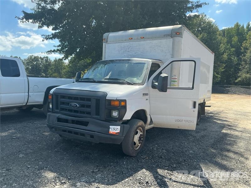 Ford E-350 Super Duty 4x2 Van Truck Sanduk kamioni