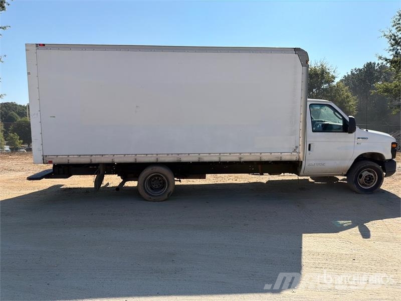 Ford E-350 Super Duty 4x2 Van Truck Sanduk kamioni