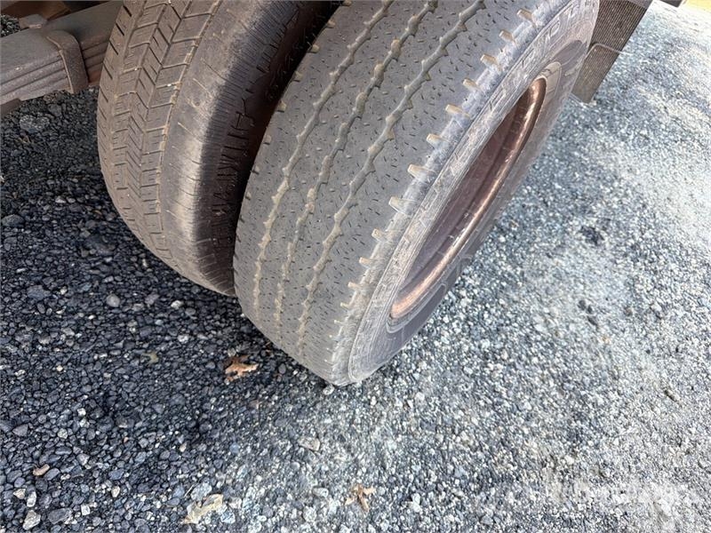Ford E-350 Super Duty 4x2 Van Truck Sanduk kamioni