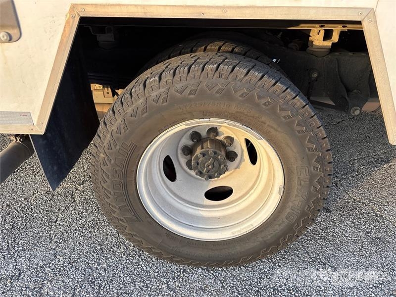 Ford E-350 Van Truck 貨箱式卡車