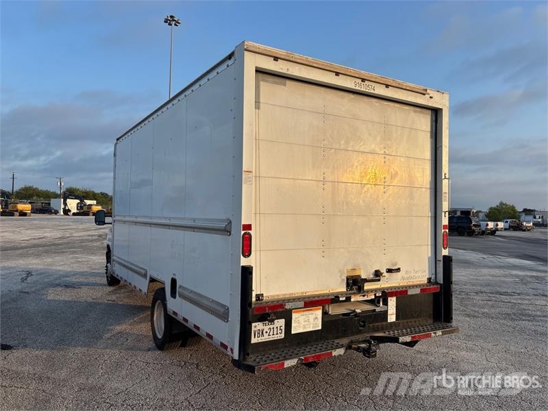 Ford E-350 Van Truck 貨箱式卡車