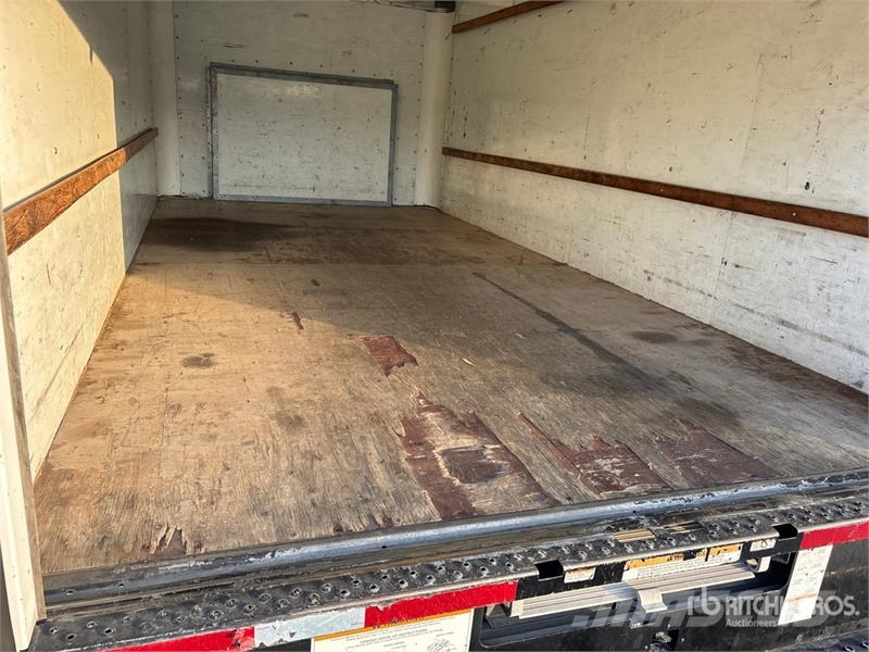 Ford E-350 Van Truck 貨箱式卡車