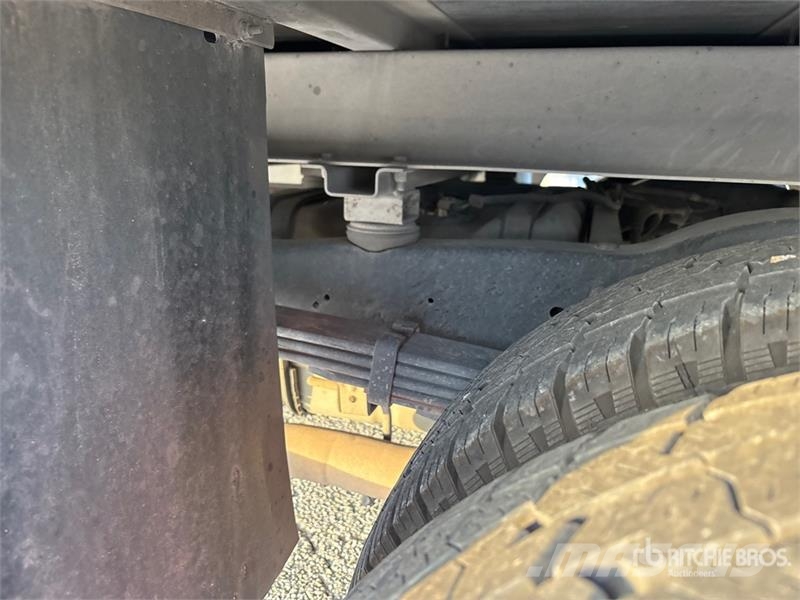 Ford E-350 Van Truck 貨箱式卡車