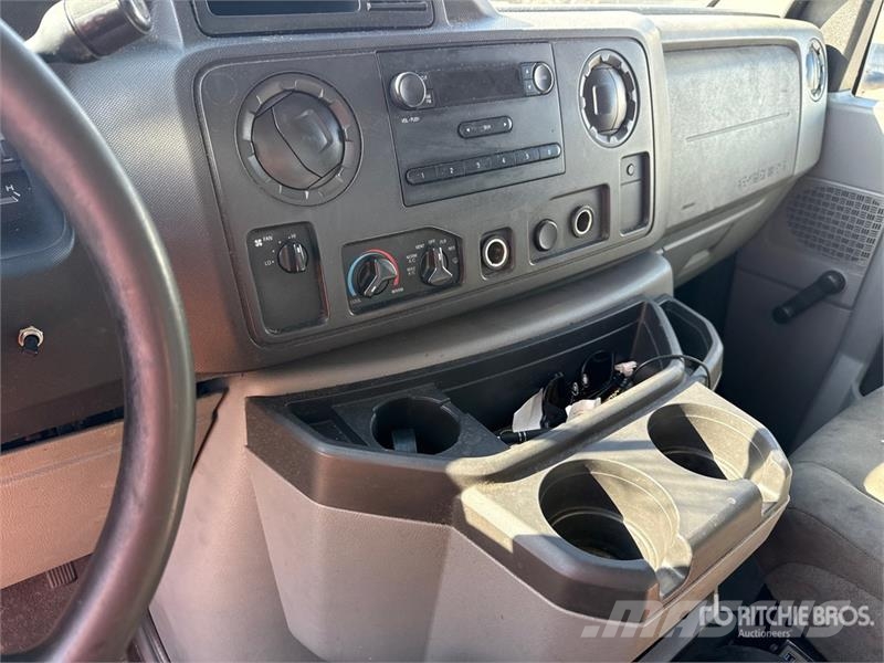 Ford E-350 Van Truck (Inoperable) Каросерии