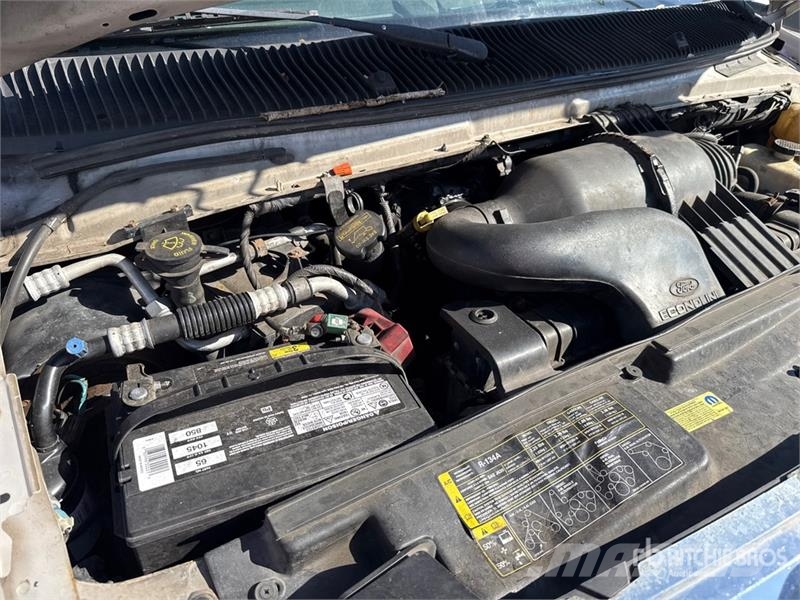 Ford E-350 Van Truck (Inoperable) Каросерии