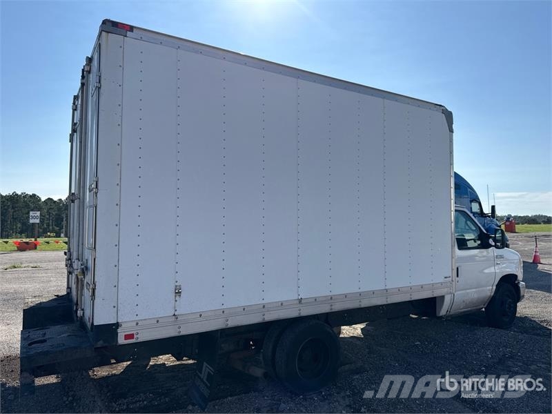 Ford E-350 Van Truck (Inoperable) Каросерии