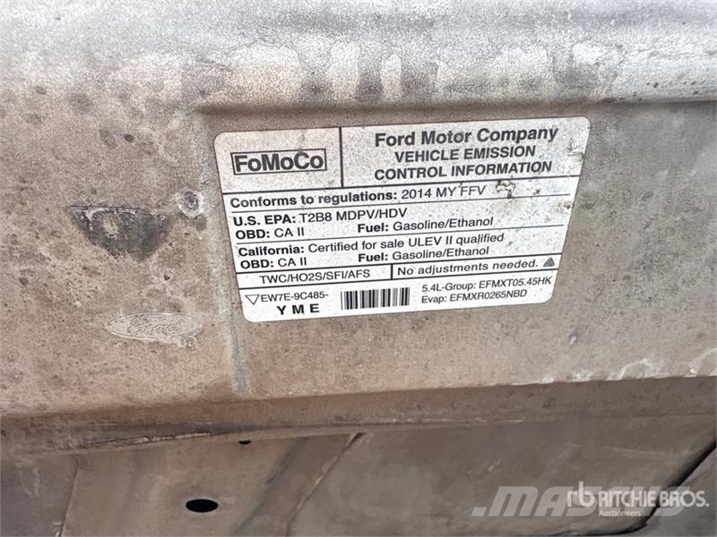 Ford E-350 XL 10 Passenger Van Furgone chiuso