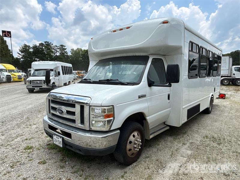 Ford E-450 4x2 Mini Bus Minibussen