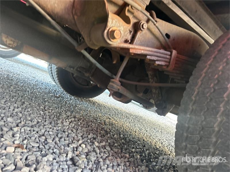 Ford E-450 Econoline 4x2 Refrigerated Truck Camiones con temperatura controlada