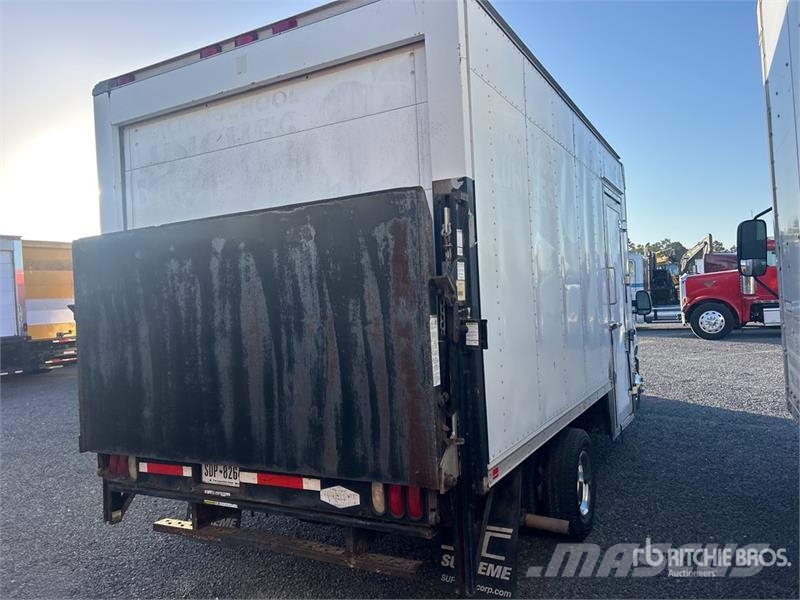 Ford E-450 Econoline 4x2 Refrigerated Truck Camiones con temperatura controlada