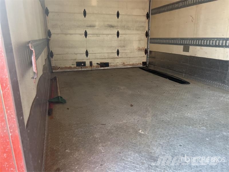Ford E-450 Econoline 4x2 Refrigerated Truck Camiones con temperatura controlada