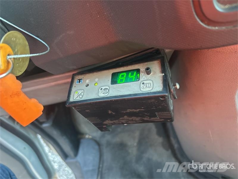 Ford E-450 Econoline 4x2 Refrigerated Truck Camiones con temperatura controlada