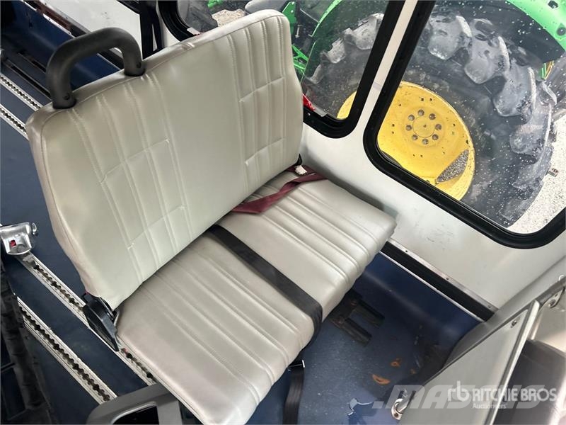 Ford E-450 Starcraft 4x2 8-Seat Transit Bus Mini avtobusi