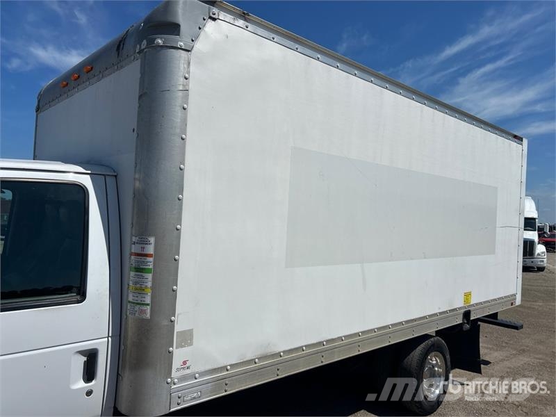 Ford E350 4x2 Van Truck (Inoperable) 厢式货车