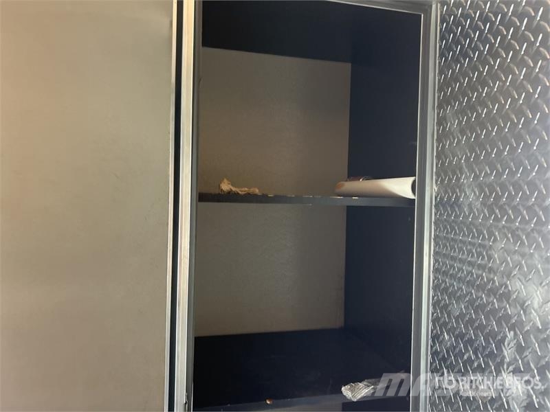 Ford E450 4x2 Van Truck (Inoperable) Skåpbilar