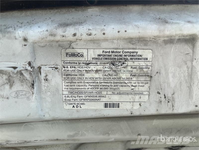 Ford E450 4x2 Van Truck (Inoperable) Box body trucks
