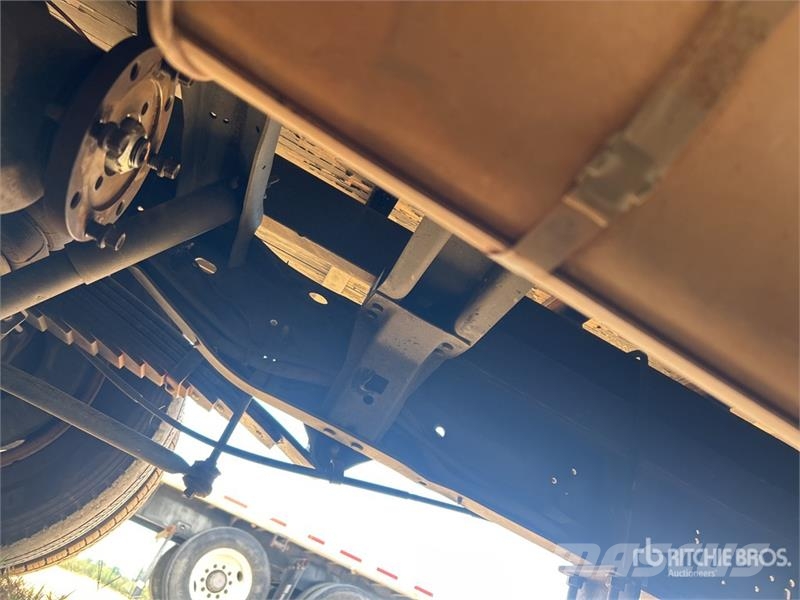 Ford E450 4x2 Van Truck (Inoperable) Skåpbilar