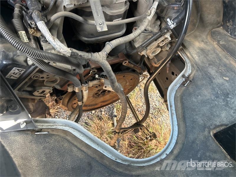 Ford E450 4x2 Van Truck (Inoperable) Skåpbilar
