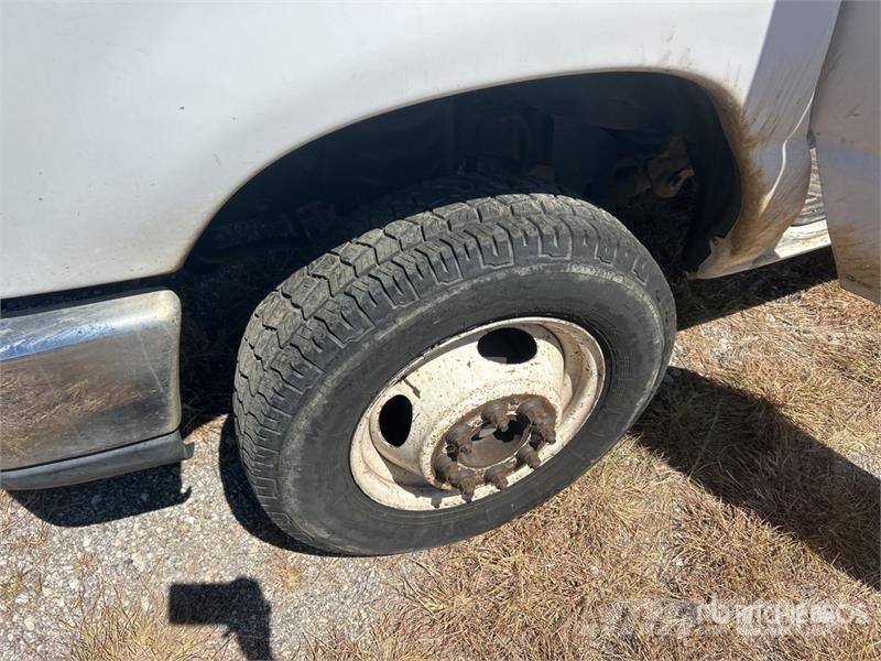Ford E450 4x2 Van Truck (Inoperable) Skåpbilar