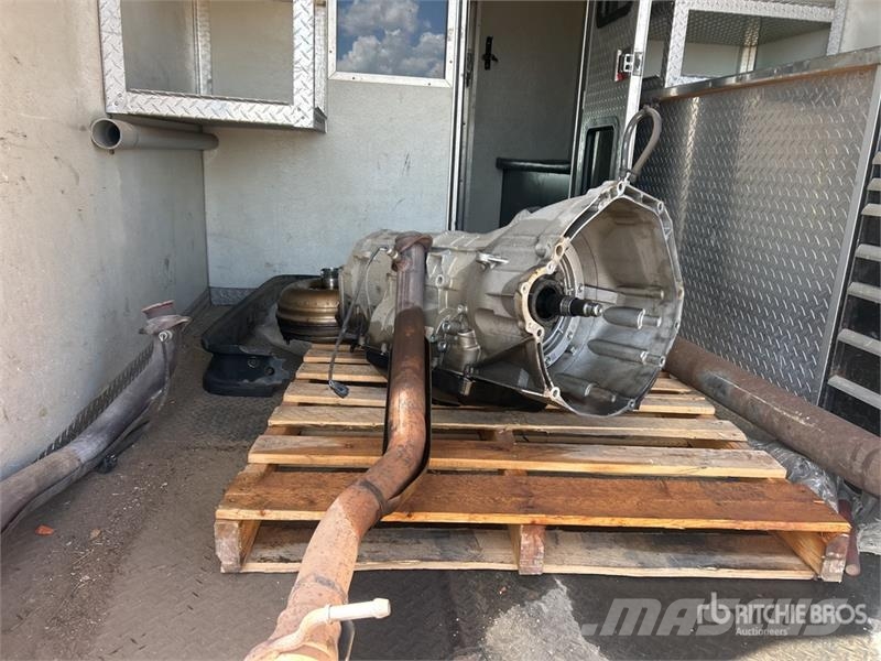 Ford E450 4x2 Van Truck (Inoperable) Skåpbilar