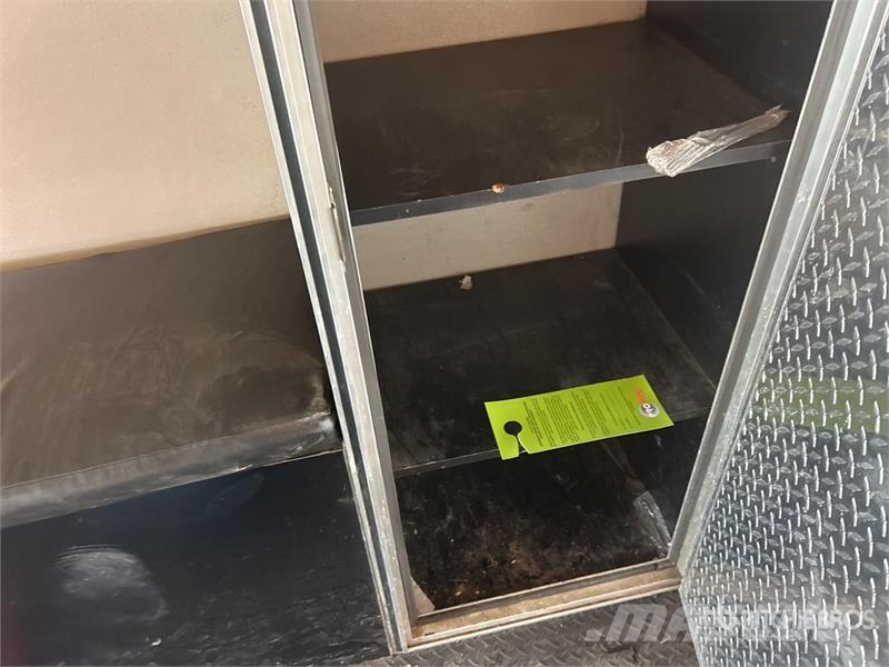 Ford E450 4x2 Van Truck (Inoperable) Skåpbilar