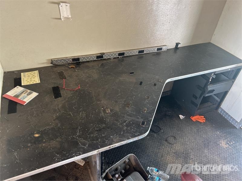 Ford E450 4x2 Van Truck (Inoperable) Skåpbilar