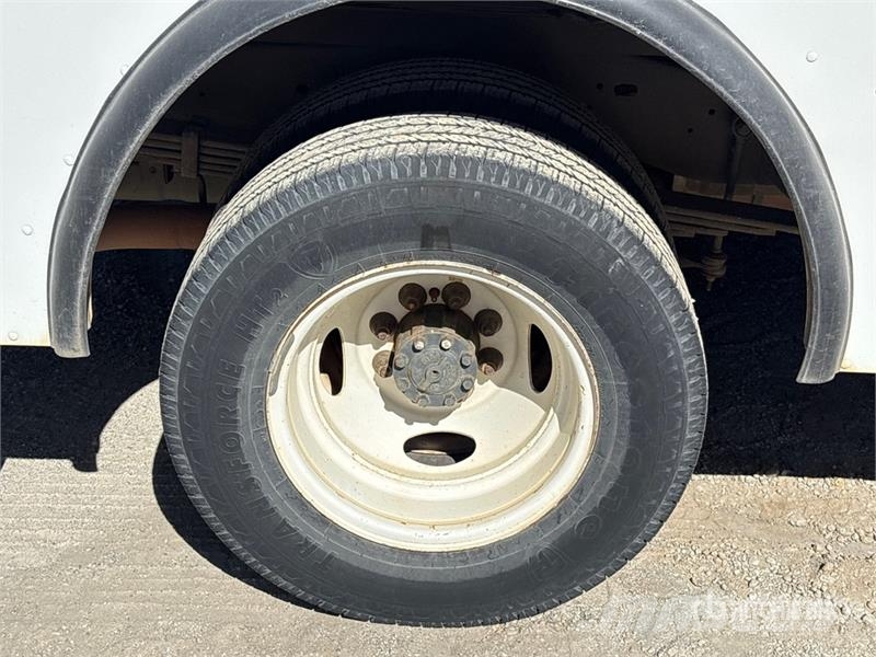 Ford Econoline 4x2 Step Van Box body