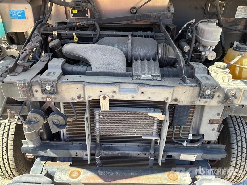 Ford Econoline 4x2 Step Van Box body
