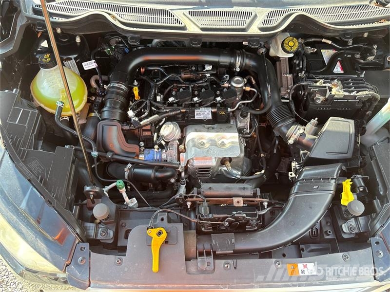 Ford Ecosport 2WD SUV Automašīnas