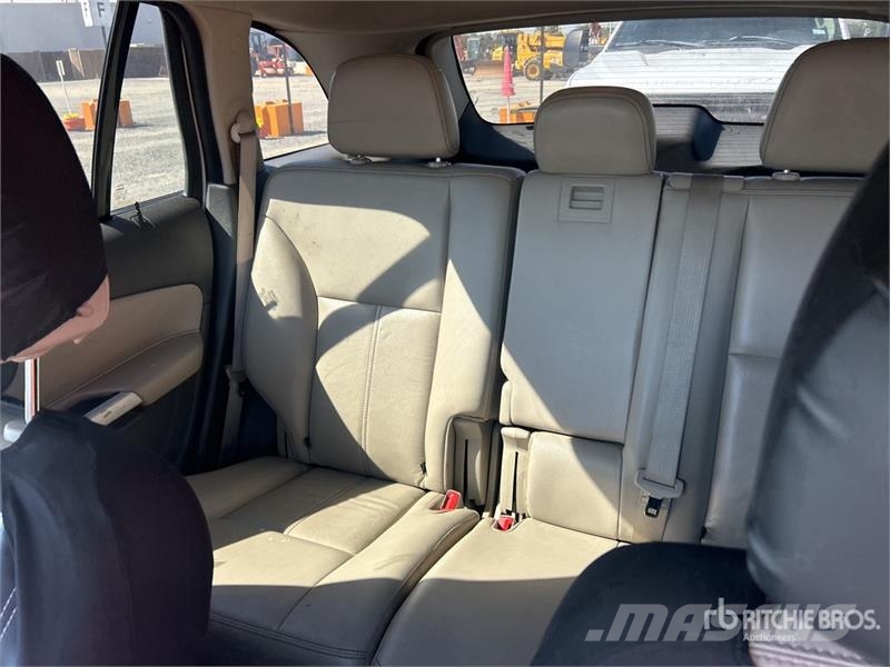 Ford EDGE SEL 2WD SUV 자동차