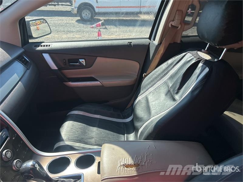 Ford EDGE SEL 2WD SUV 자동차