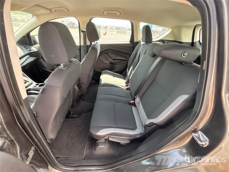 Ford Escape 2WD SUV PKWs