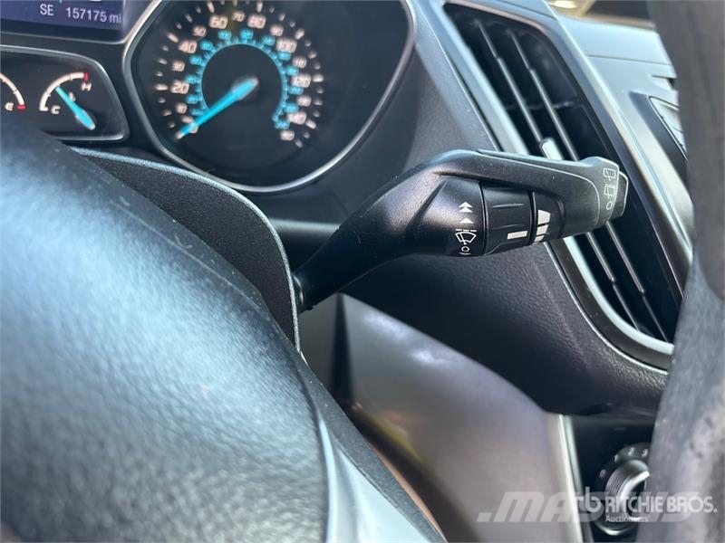 Ford Escape 2WD SUV 汽車
