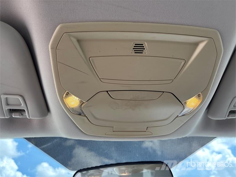 Ford Escape 2WD SUV PKWs
