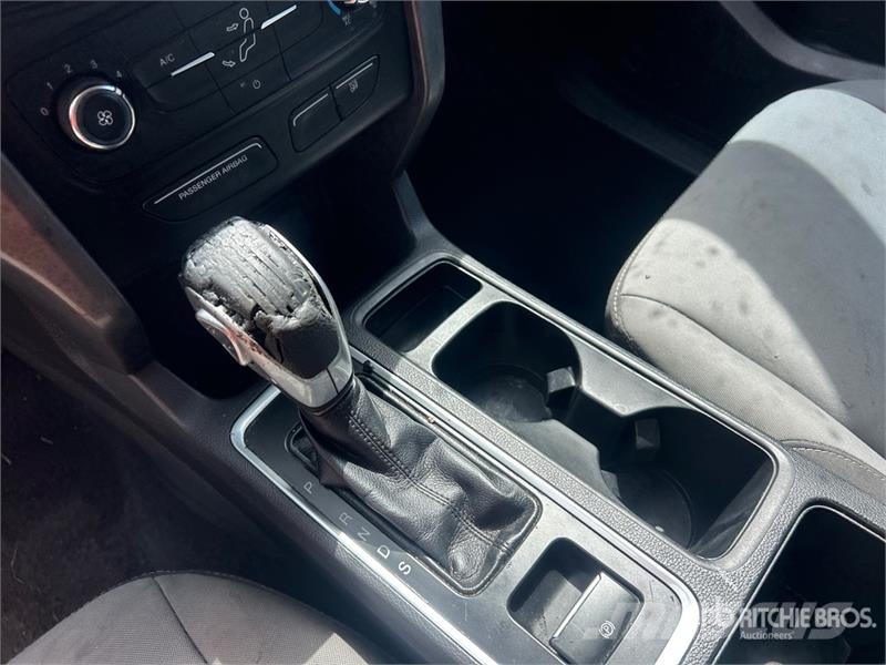 Ford Escape 2WD SUV 汽车