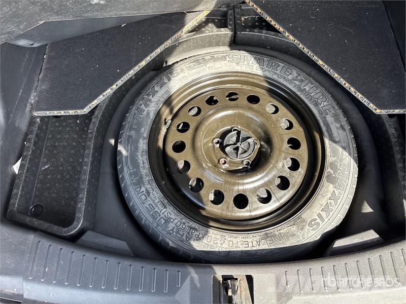 Ford Escape 2WD SUV 汽車