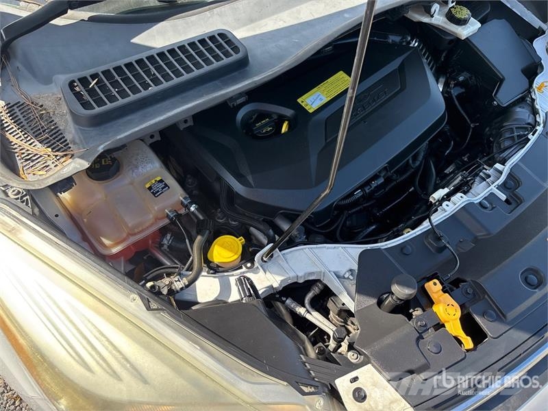 Ford Escape 2WD SUV 汽車