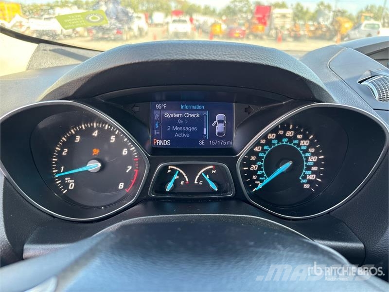 Ford Escape 2WD SUV 汽車