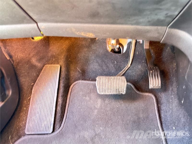 Ford Escape 2WD SUV Sõiduautod