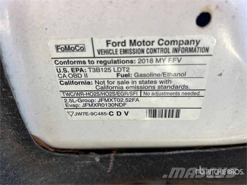 Ford Escape 2WD SUV Avtomobili
