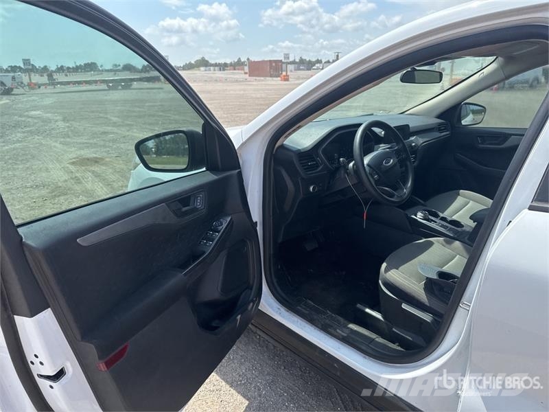 Ford Escape 2WD SUV PKWs