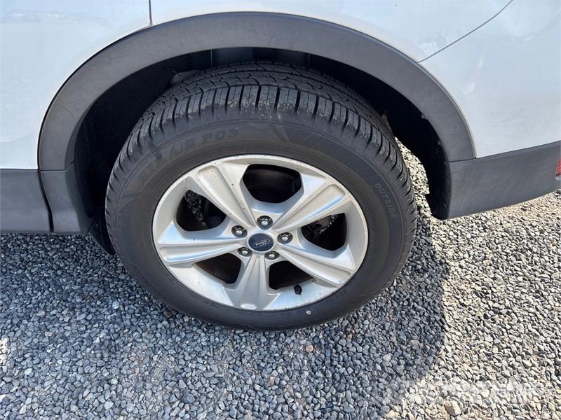 Ford Escape 2WD SUV 汽車