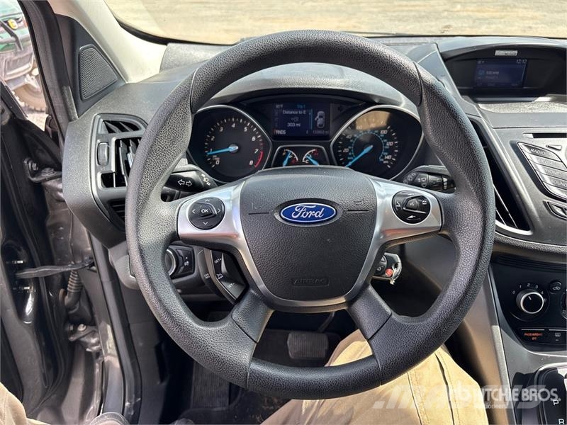 Ford Escape 2WD SUV PKWs