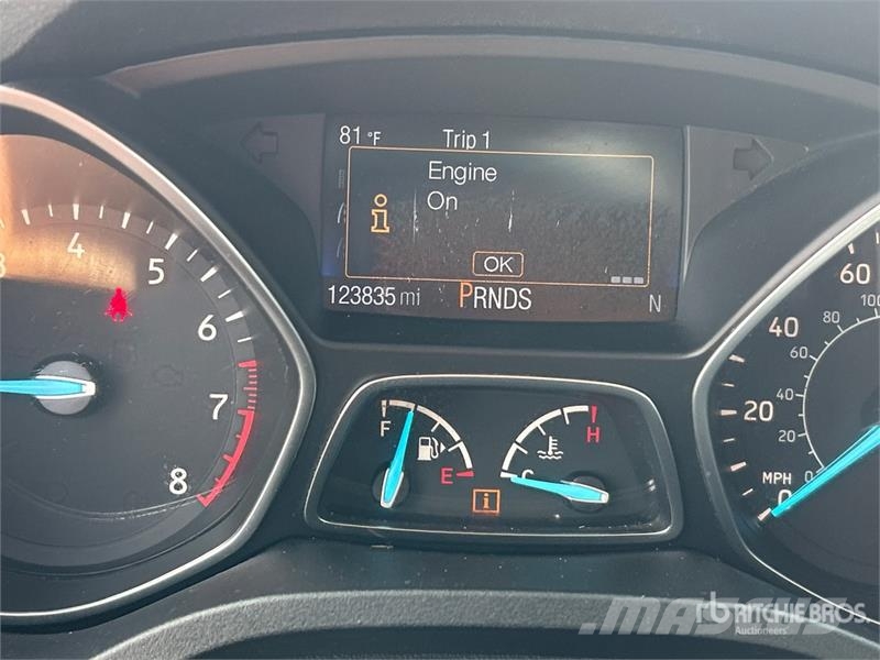 Ford Escape 2WD SUV 汽车