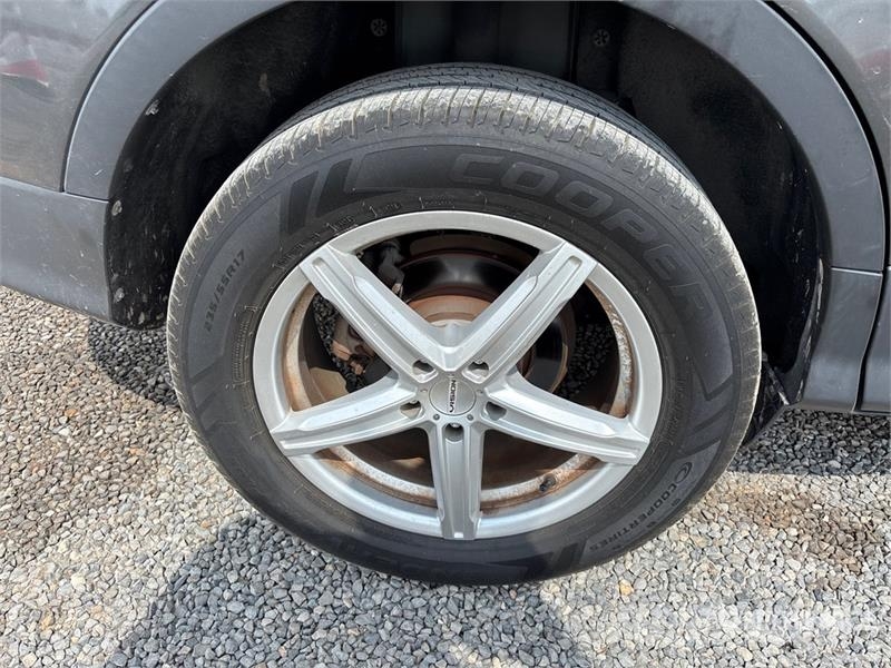 Ford Escape 2WD SUV PKWs