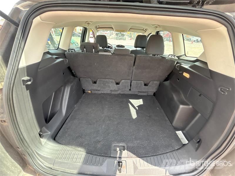 Ford Escape 2WD SUV PKWs