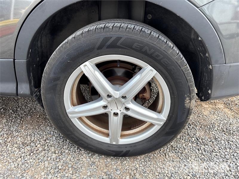 Ford Escape 2WD SUV PKWs