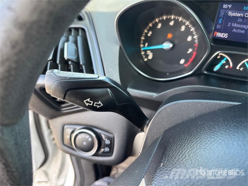 Ford Escape 2WD SUV 汽車