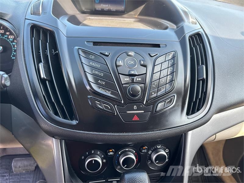 Ford Escape 2WD SUV 汽車