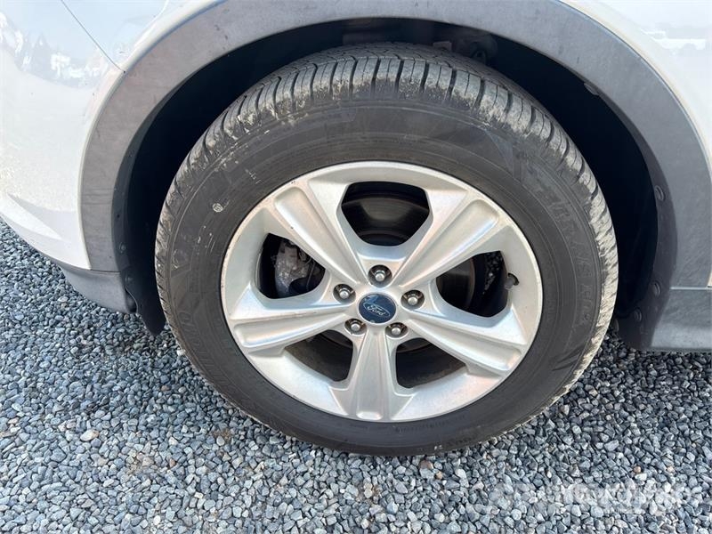Ford Escape 2WD SUV 汽車